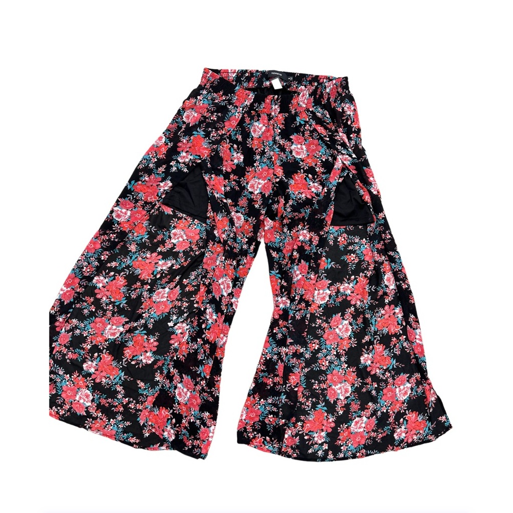 Torrid Boho Palazo Open Front Pants With Sewn In … - image 6